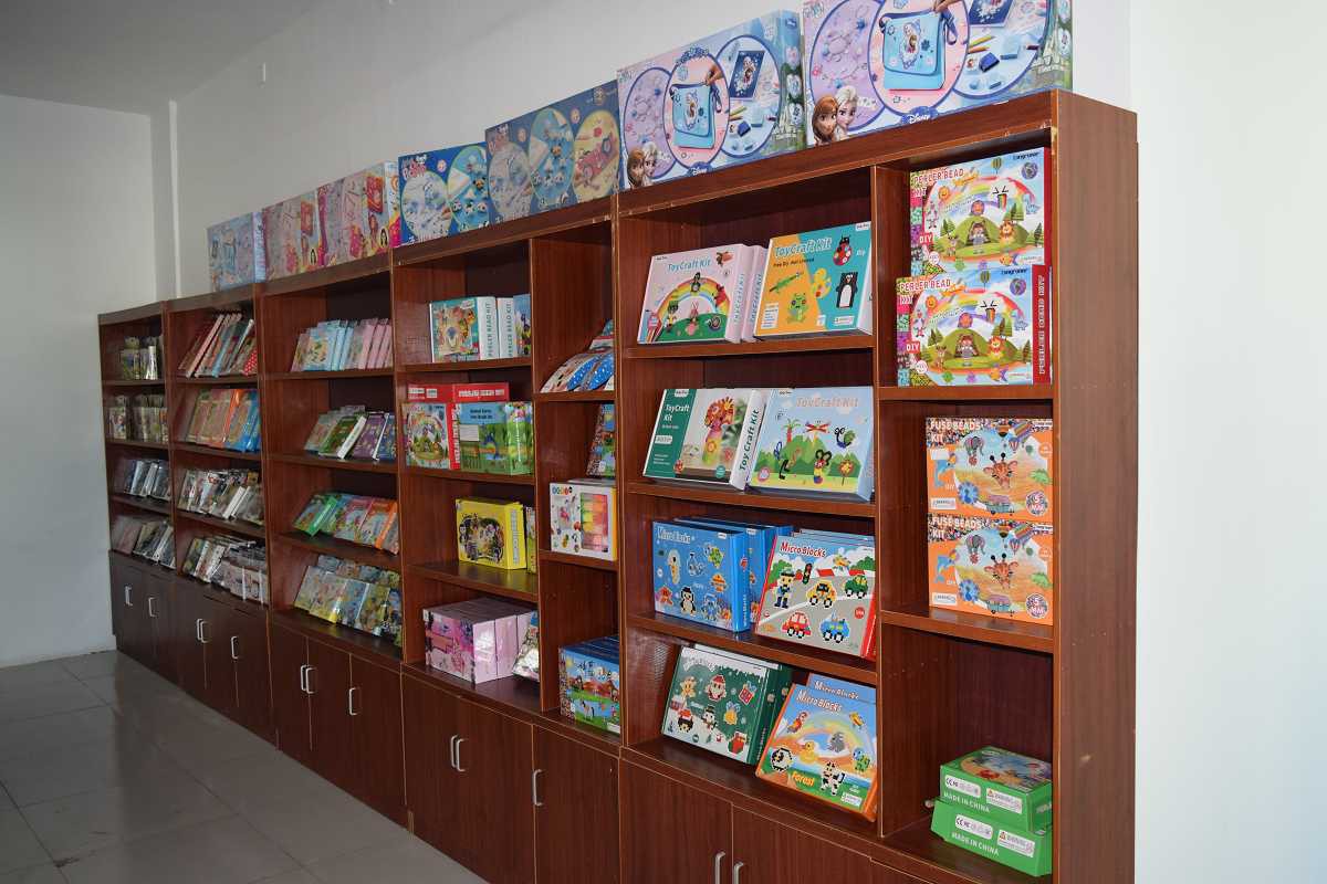 page-1200-800